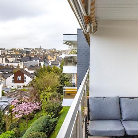 Grand Appartement De Standing Avec Terrasse Vue Port Au Centre De วานส์ ภายนอก รูปภาพ